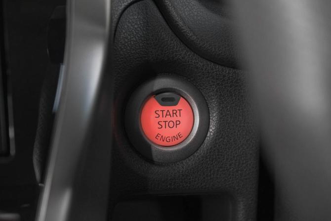 Nissan Note II с пробегом 2014 года, цена 799 000 рублей, 208000 км, хэтчбек, Автокод Объявления