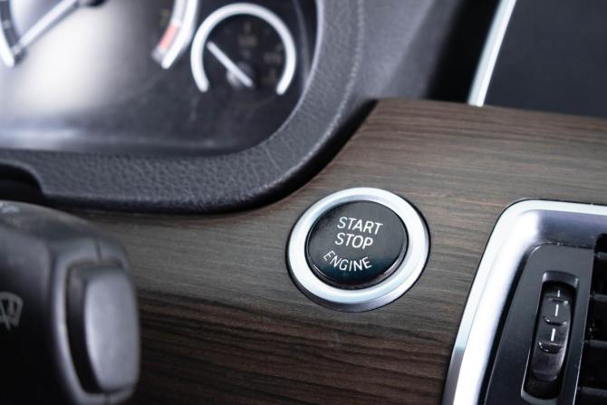 BMW 5 серии VI (F10/F11/F07) с пробегом 2010 года, цена 1 849 000 рублей, 246000 км, универсал, Автокод Объявления