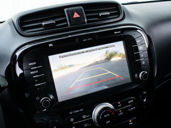 Kia Soul II Рестайлинг с пробегом 2017 года, цена 1 620 000 рублей, 157132 км, хэтчбек, Автокод Объявления