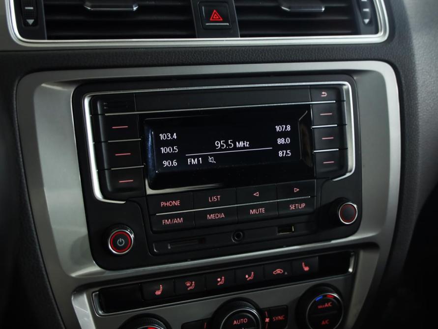 Volkswagen Jetta VI Рестайлинг Санкт-Петербург  - изображение 12
