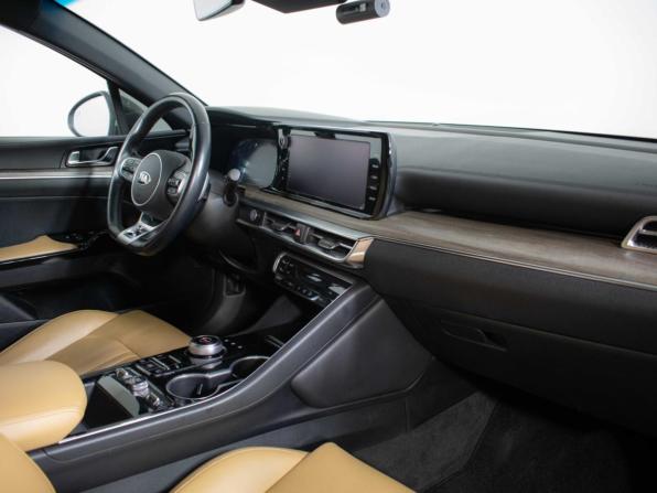 Kia K5 III с пробегом 2020 года, цена 2 375 000 рублей, 110500 км, седан, Автокод Объявления