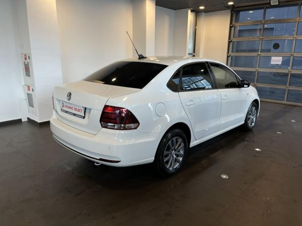 Volkswagen Polo V Рестайлинг с пробегом 2019 года, цена 1 480 000 рублей, 99725 км, седан, Автокод Объявления