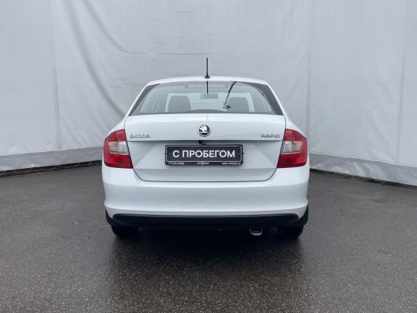 Skoda Rapid I с пробегом 2015 года, цена 1 070 000 рублей, 124590 км, лифтбек, Автокод Объявления