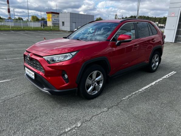 Toyota RAV4 V (XA50) с пробегом 2021 года, цена 3 795 000 рублей, 37070 км, внедорожник, Автокод Объявления