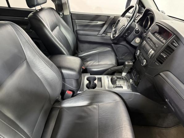 Mitsubishi Pajero IV с пробегом 2011 года, цена 1 820 000 рублей, 221739 км, внедорожник, Автокод Объявления