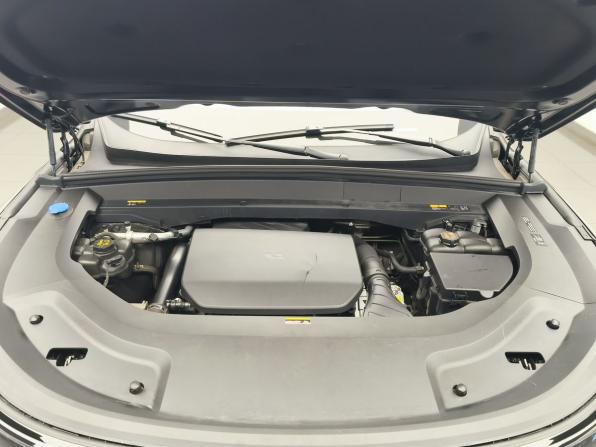 Li Auto (Lixiang) L9 I с пробегом 2023 года, цена 7 428 000 рублей, 22119 км, внедорожник, Автокод Объявления