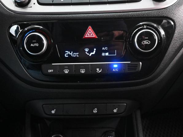 Hyundai Solaris II с пробегом 2018 года, цена 1 579 000 рублей, 114533 км, седан, Автокод Объявления