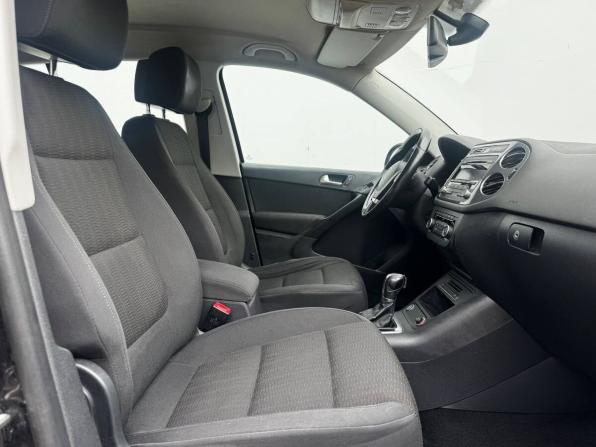 Volkswagen Tiguan I Рестайлинг с пробегом 2013 года, цена 1 260 000 рублей, 323789 км, внедорожник, Автокод Объявления