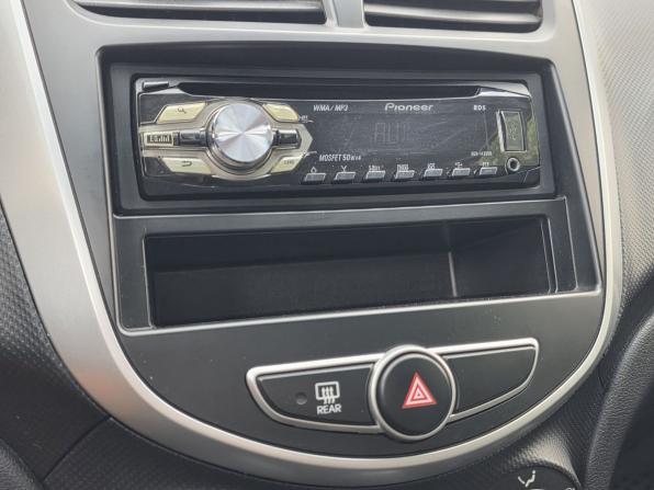 Hyundai Solaris I с пробегом 2013 года, цена 710 000 рублей, 119505 км, хэтчбек, Автокод Объявления