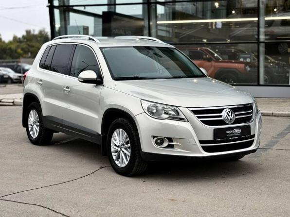Volkswagen Tiguan I с пробегом 2010 года, цена 1 051 000 рублей, 172088 км, внедорожник, Автокод Объявления