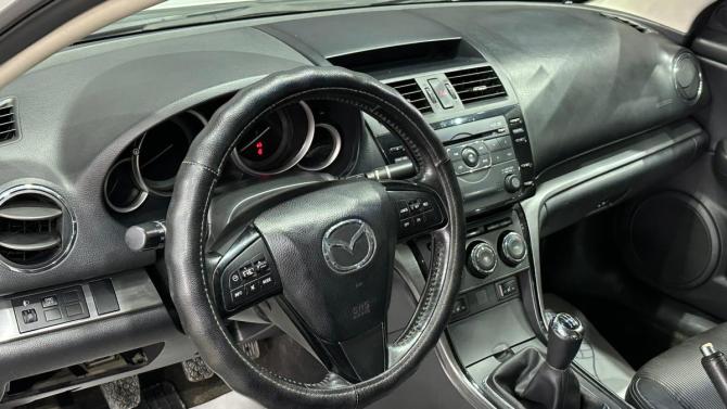 Mazda 6 II (GH) Рестайлинг с пробегом 2010 года, цена 750 000 рублей, 175600 км, седан, Автокод Объявления