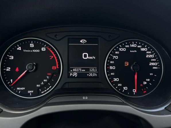Audi A3 III (8V) Рестайлинг с пробегом 2019 года, цена 2 350 000 рублей, 40275 км, седан, Автокод Объявления