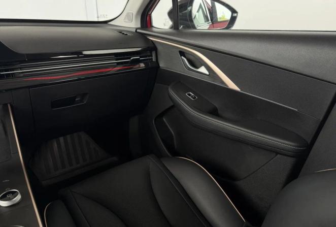 Omoda C5 I с пробегом 2023 года, цена 1 775 000 рублей, 21381 км, внедорожник, Автокод Объявления