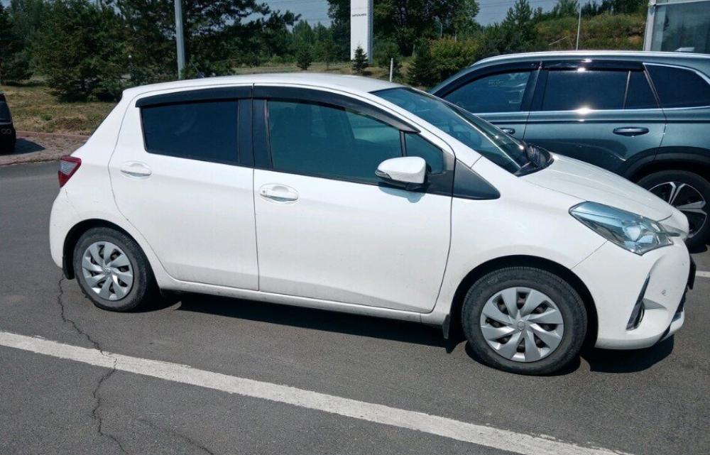 Toyota Vitz III (XP130) Рестайлинг Кемерово  - изображение 2