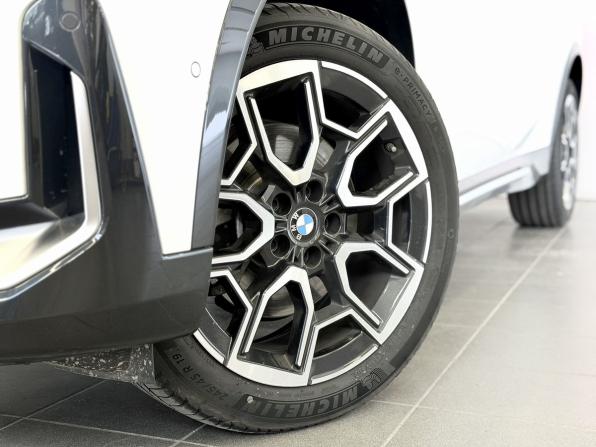 BMW X1 III (U11/U12) с пробегом 2024 года, цена 4 700 000 рублей, 4890 км, внедорожник, Автокод Объявления