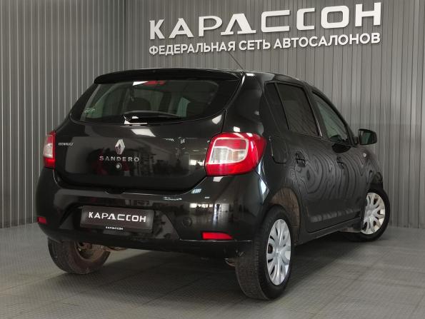 Renault Sandero II с пробегом 2015 года, цена 595 000 рублей, 91231 км, хэтчбек, Автокод Объявления