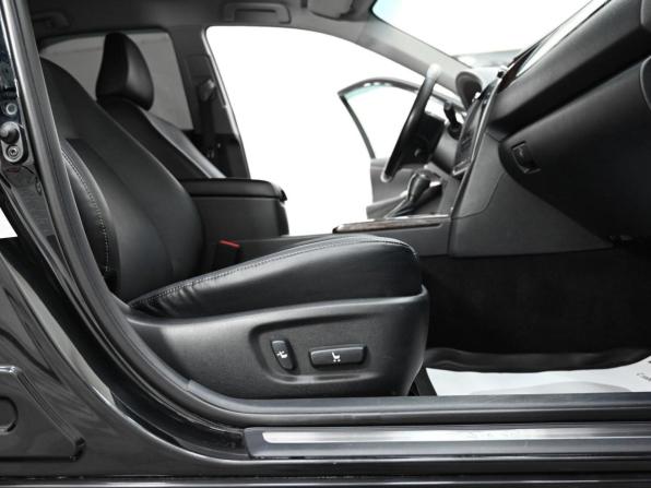 Toyota Camry VII (XV50) Рестайлинг 2 с пробегом 2018 года, цена 1 579 000 рублей, 88086 км, седан, Автокод Объявления