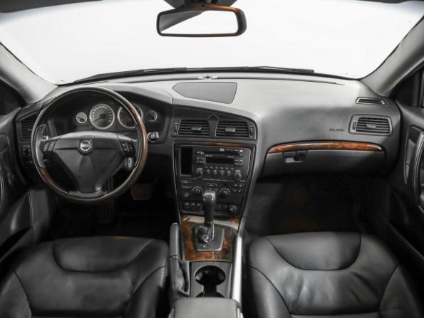 Volvo XC70 I Рестайлинг с пробегом 2006 года, цена 899 000 рублей, 322908 км, универсал, Автокод Объявления