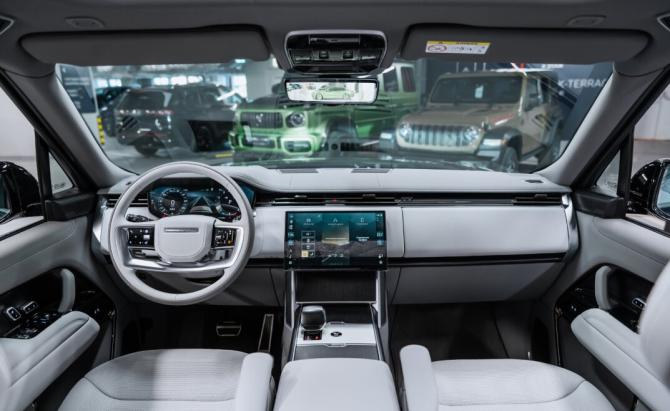 Новый Land Rover Range Rover V 2026 года, цена 34 100 000 рублей, внедорожник, Автокод Объявления