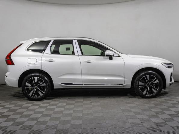 Volvo XC60 II Рестайлинг 2 с пробегом 2025 года, цена 6 789 000 рублей, 27 км, внедорожник, Автокод Объявления