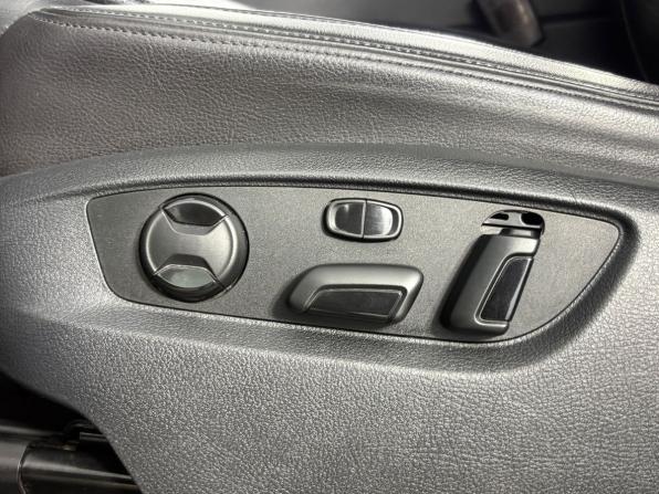 Volkswagen Touareg II с пробегом 2014 года, цена 1 915 000 рублей, 264483 км, внедорожник, Автокод Объявления