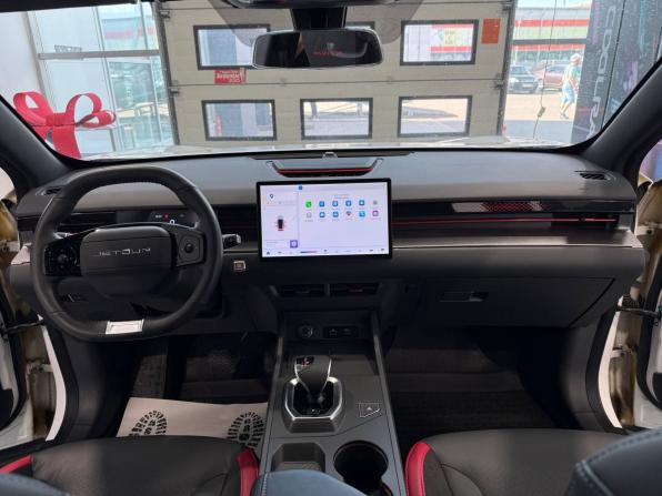 JETOUR DASHING I с пробегом 2023 года, цена 1 900 000 рублей, 41899 км, внедорожник, Автокод Объявления
