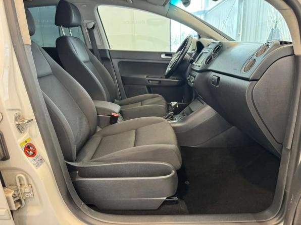 Volkswagen Golf Plus II с пробегом 2012 года, цена 630 000 рублей, 182809 км, хэтчбек, Автокод Объявления