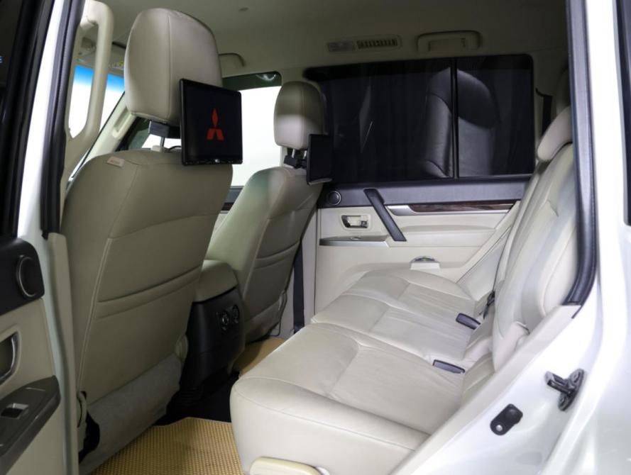 Mitsubishi Pajero IV Рестайлинг 2 Москва  - изображение 12