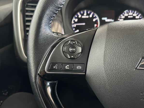 Mitsubishi Outlander III Рестайлинг 3 с пробегом 2021 года, цена 1 949 000 рублей, 164807 км, внедорожник, Автокод Объявления