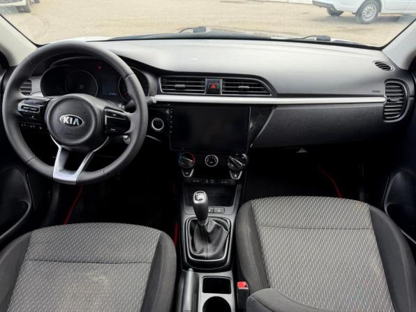 Kia Rio IV с пробегом 2017 года, цена 1 019 000 рублей, 157211 км, седан, Автокод Объявления
