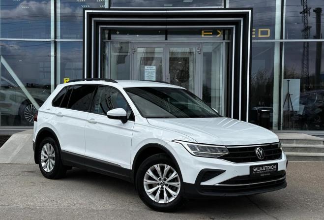 Volkswagen Tiguan II Рестайлинг с пробегом 2021 года, цена 3 099 000 рублей, 62042 км, внедорожник, Автокод Объявления