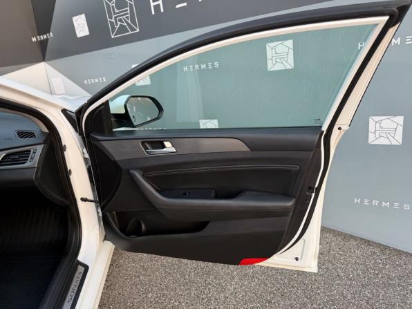 Hyundai Sonata VII (LF) Рестайлинг с пробегом 2017 года, цена 1 650 000 рублей, 91857 км, седан, Автокод Объявления
