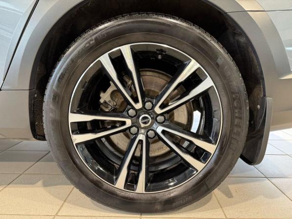 Volvo V90 Cross Country I с пробегом 2019 года, цена 3 515 000 рублей, 181788 км, универсал, Автокод Объявления