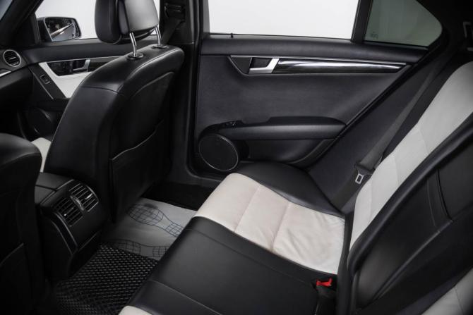 Mercedes-Benz C-Класс III (W204) Рестайлинг с пробегом 2011 года, цена 1 599 000 рублей, 238196 км, седан, Автокод Объявления