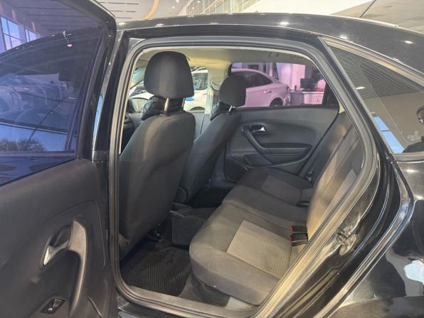 Volkswagen Polo V с пробегом 2012 года, цена 595 000 рублей, 212000 км, седан, Автокод Объявления