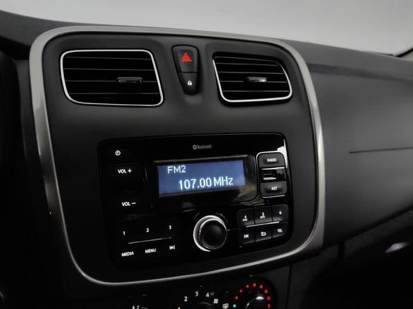 Renault Logan II Рестайлинг с пробегом 2020 года, цена 1 068 000 рублей, 103366 км, седан, Автокод Объявления
