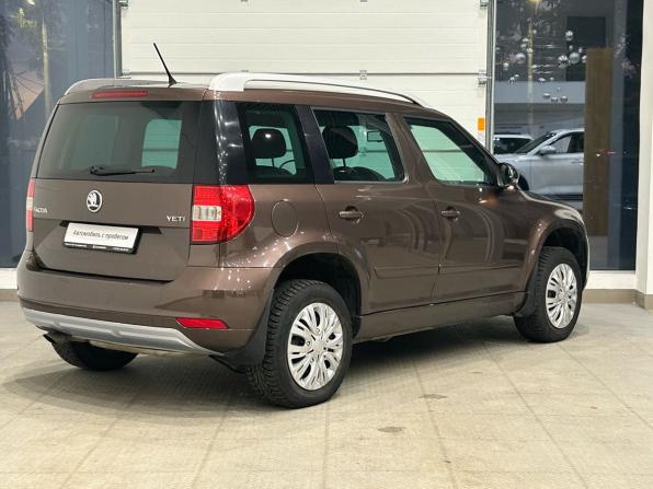 Skoda Yeti I Рестайлинг с пробегом 2015 года, цена 980 000 рублей, 160000 км, внедорожник, Автокод Объявления