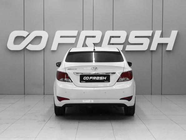 Hyundai Solaris I Рестайлинг с пробегом 2016 года, цена 1 370 000 рублей, 71331 км, седан, Автокод Объявления