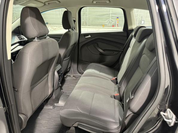 Ford Kuga II Рестайлинг с пробегом 2018 года, цена 1 599 800 рублей, 113000 км, внедорожник, Автокод Объявления