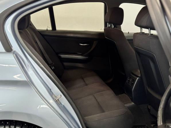 BMW 3 серии V (E90/E91/E92/E93) Рестайлинг с пробегом 2009 года, цена 950 000 рублей, 255815 км, седан, Автокод Объявления