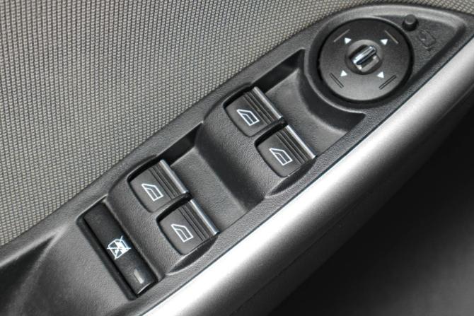 Ford Focus III с пробегом 2014 года, цена 789 000 рублей, 247900 км, хэтчбек, Автокод Объявления