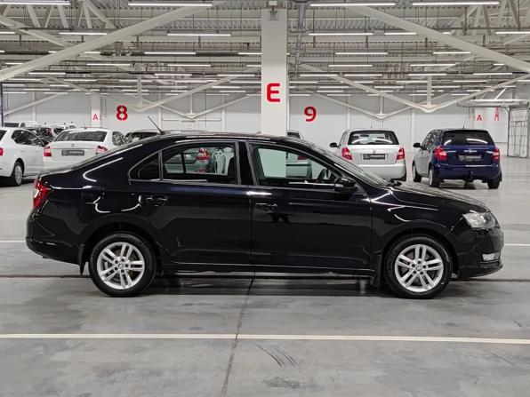 Skoda Rapid I Рестайлинг с пробегом 2018 года, цена 1 020 000 рублей, 200287 км, лифтбек, Автокод Объявления
