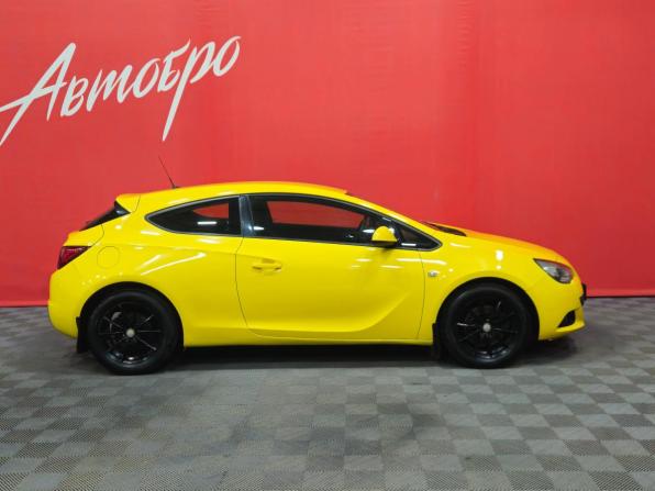 Opel Astra J Рестайлинг с пробегом 2012 года, цена 580 000 рублей, 264157 км, хэтчбек, Автокод Объявления