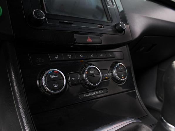 Volkswagen Passat CC I Рестайлинг с пробегом 2012 года, цена 1 260 000 рублей, 296000 км, седан, Автокод Объявления
