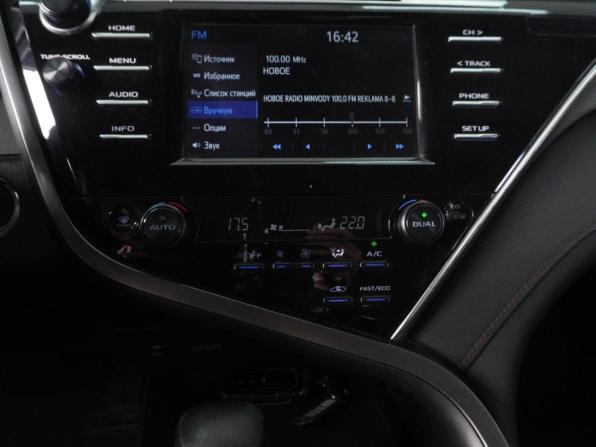 Toyota Camry VIII (XV70) с пробегом 2019 года, цена 2 059 000 рублей, 173960 км, седан, Автокод Объявления