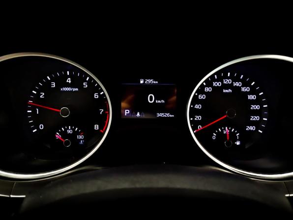 Kia Ceed III с пробегом 2018 года, цена 1 850 000 рублей, 34524 км, хэтчбек, Автокод Объявления