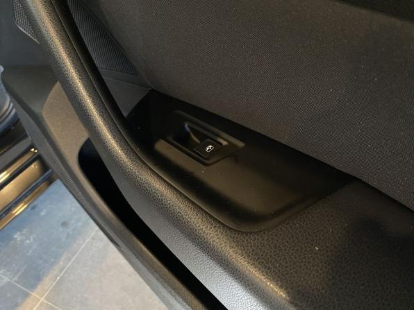 Volkswagen Passat B8 Рестайлинг с пробегом 2023 года, цена 2 820 000 рублей, 64814 км, универсал, Автокод Объявления