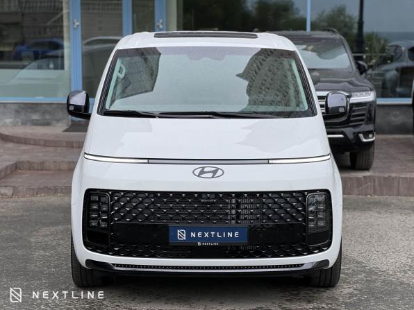 Новый Hyundai Staria I 2025 года, цена 9 990 000 рублей, минивэн, Автокод Объявления