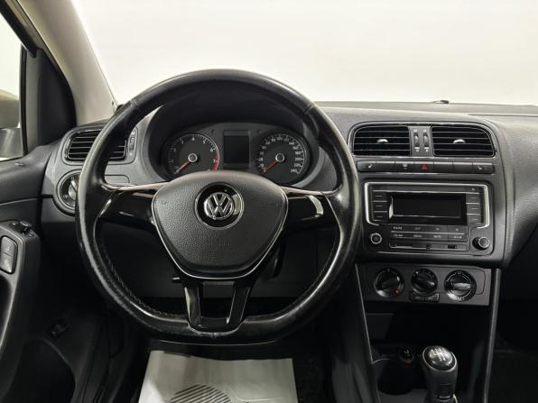 Volkswagen Polo V Рестайлинг с пробегом 2016 года, цена 935 000 рублей, 161328 км, седан, Автокод Объявления