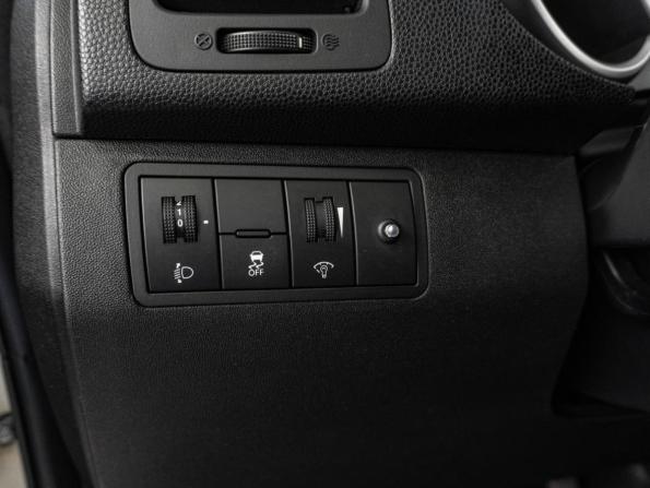 Kia Venga I с пробегом 2011 года, цена 1 049 000 рублей, 79739 км, компактвэн, Автокод Объявления